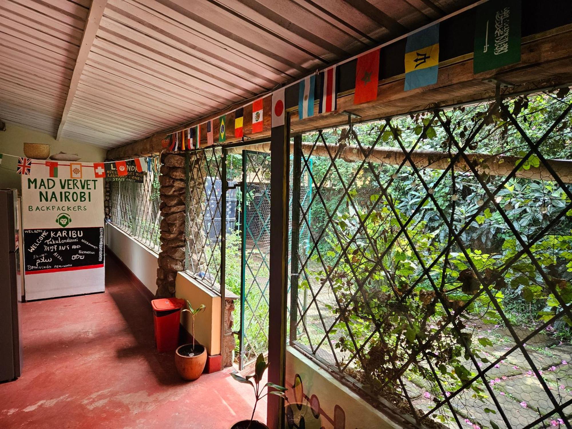 Mad Vervet Nairobi Backpackers Hostel Exteriör bild